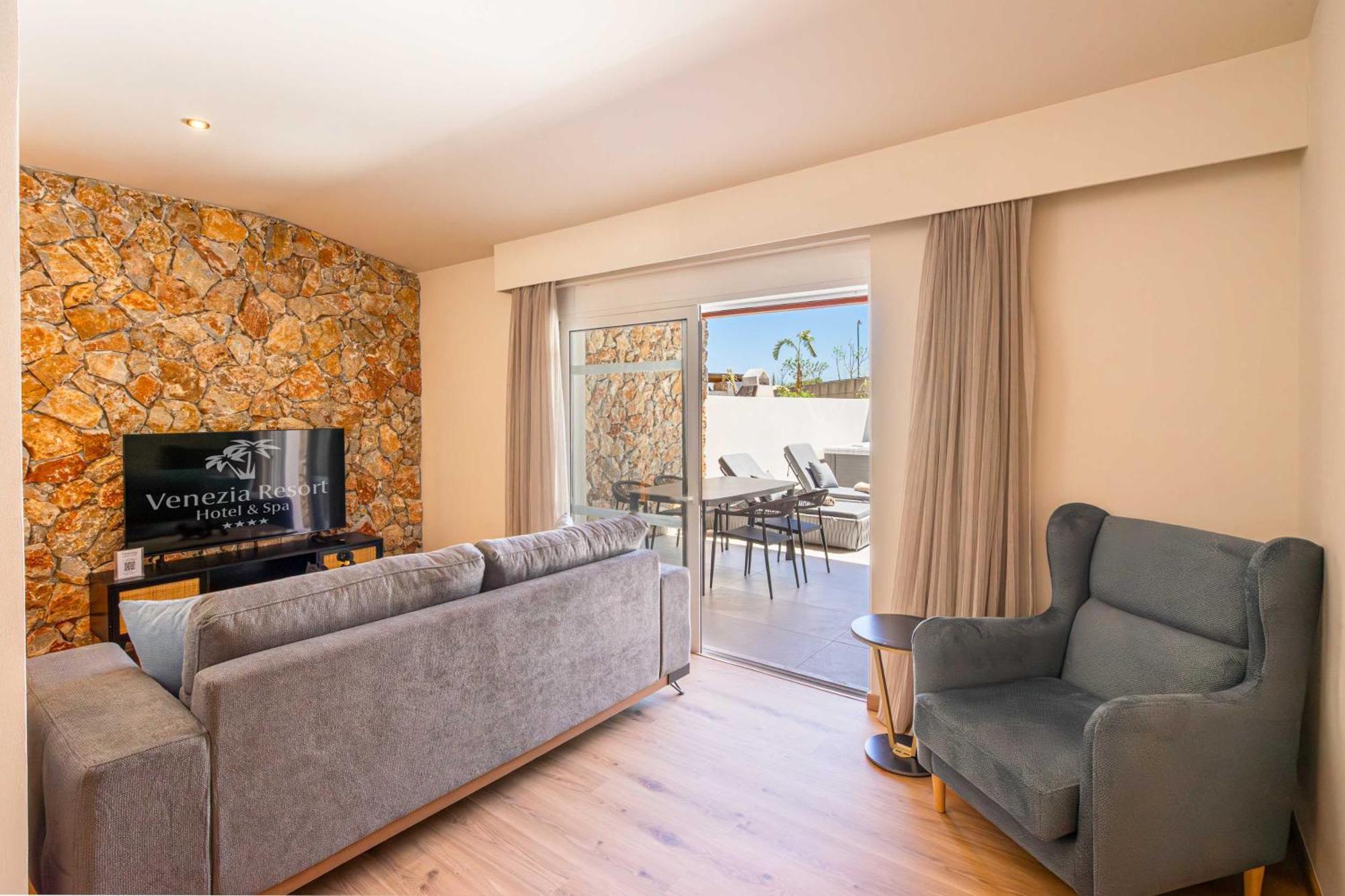 Venezia Luxury Living Villas, Faliraki Exterior foto