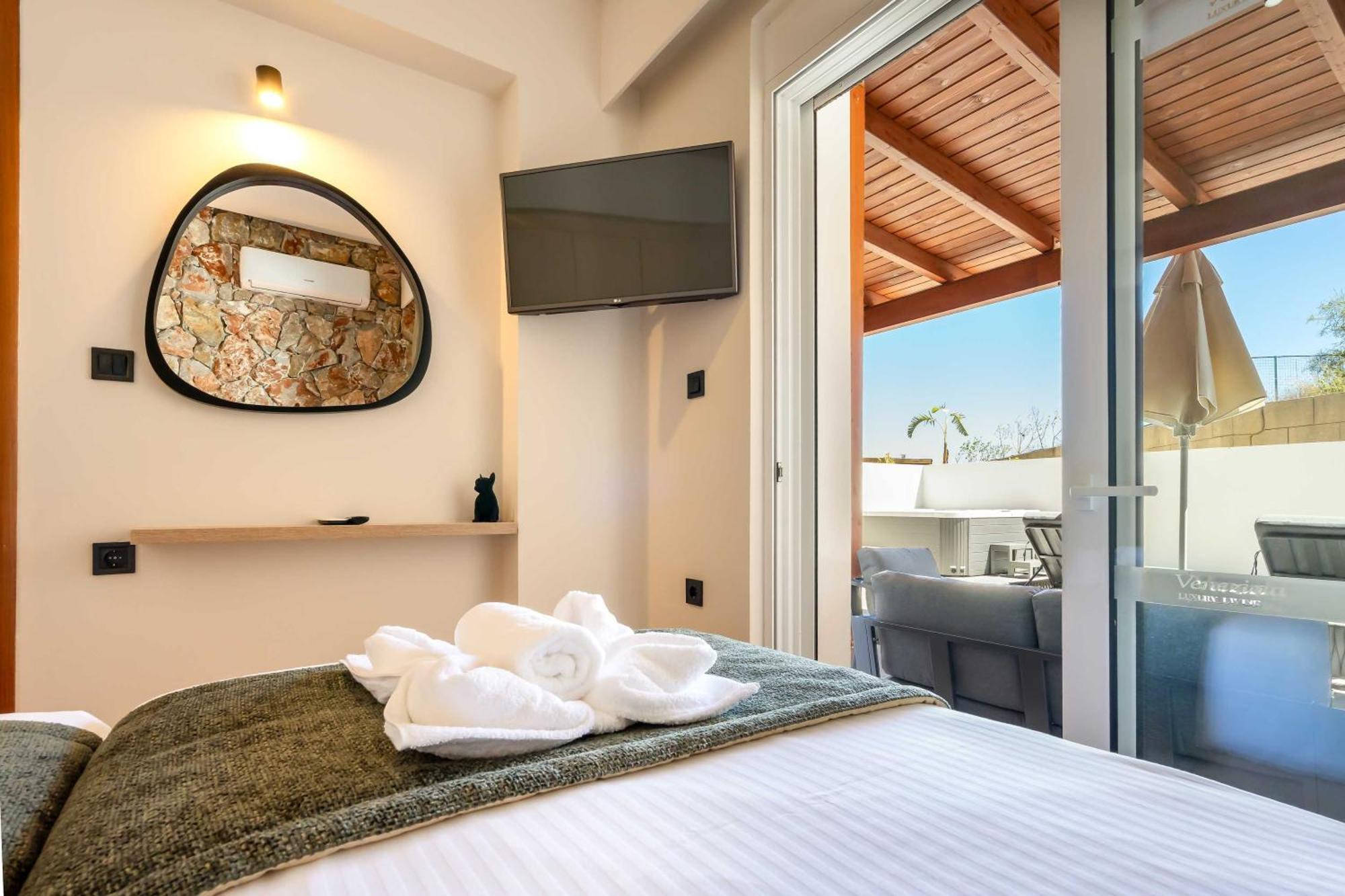 Venezia Luxury Living Villas, Faliraki Exterior foto